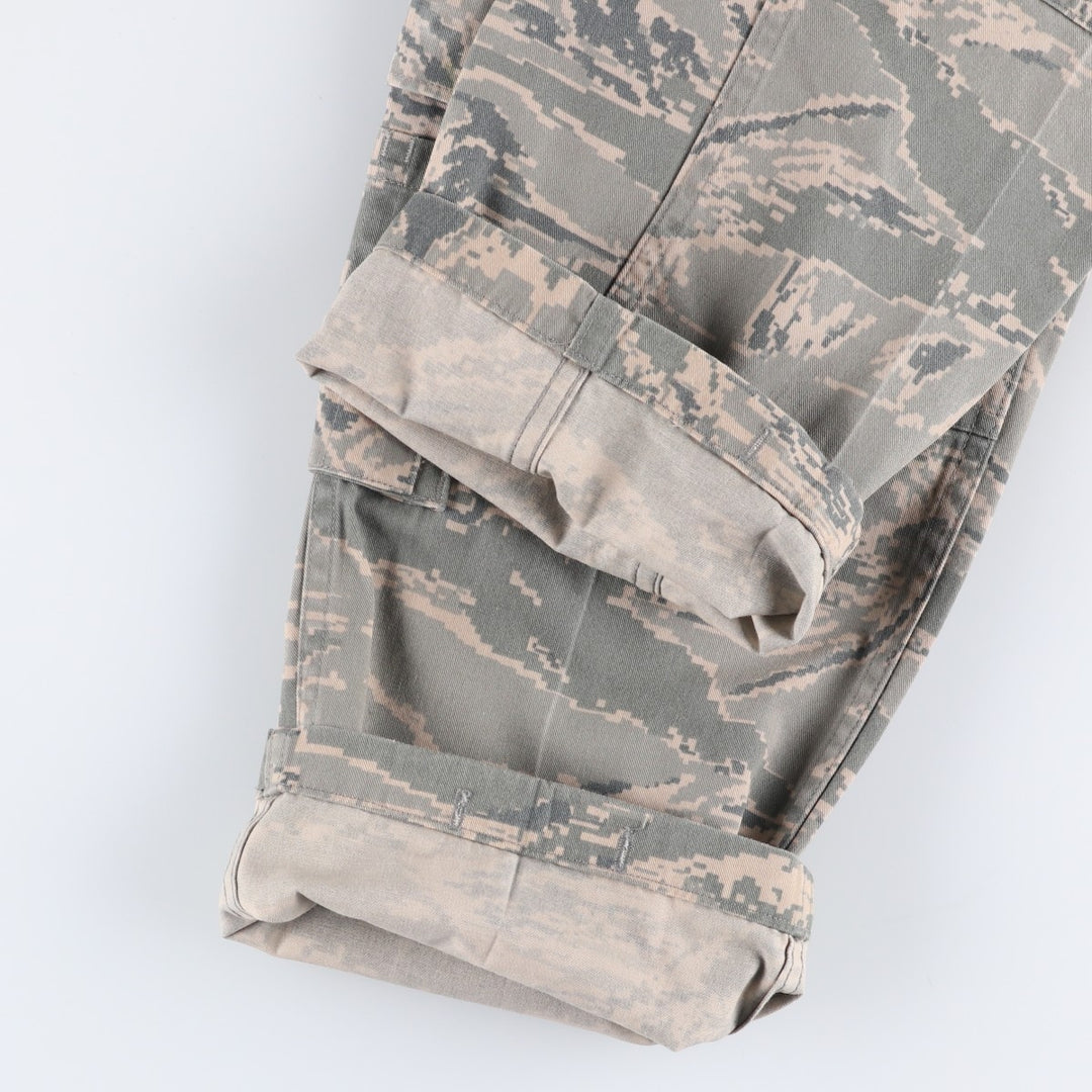 Authentic US military USAF camouflage pattern military cargo pants, made in the USA, women's size L (w28) Nylon Khaki type Vintage Second Hand