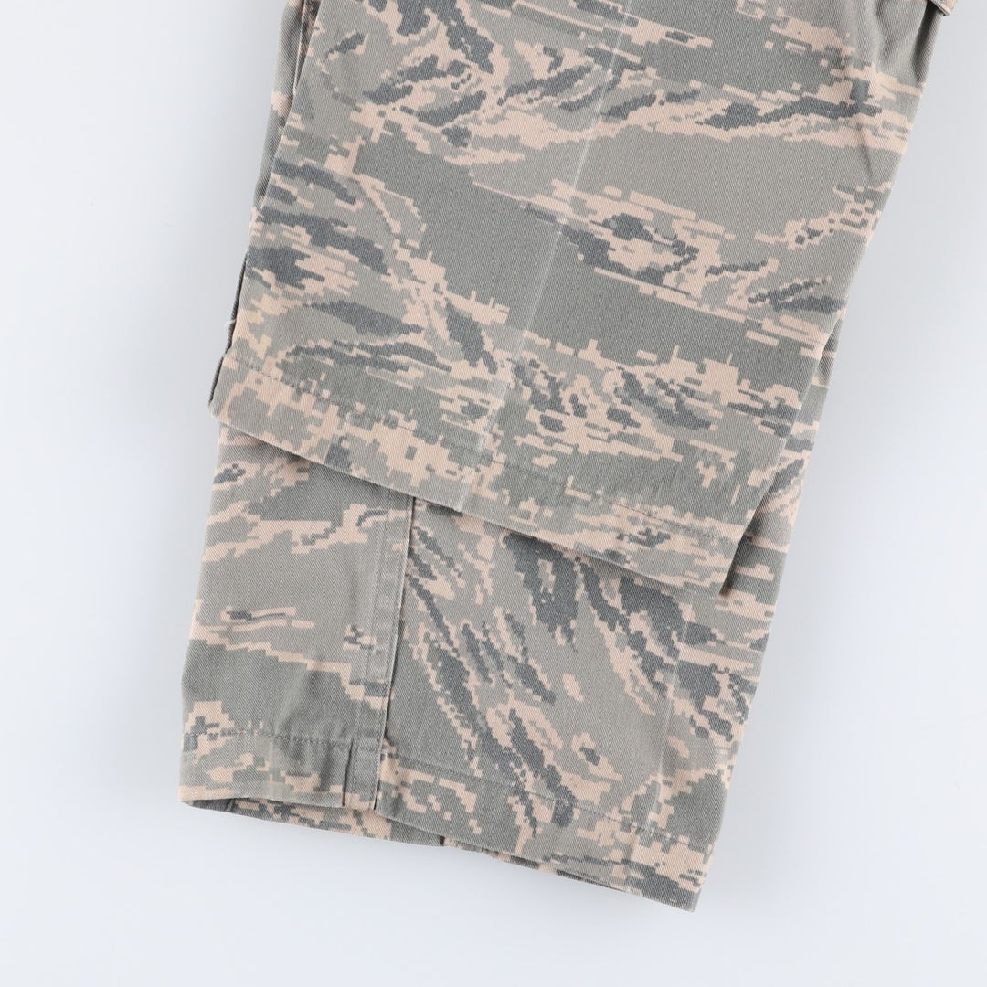 Authentic US military USAF camouflage pattern military cargo pants, made in the USA, women's size L (w28) Nylon Khaki type Vintage Second Hand