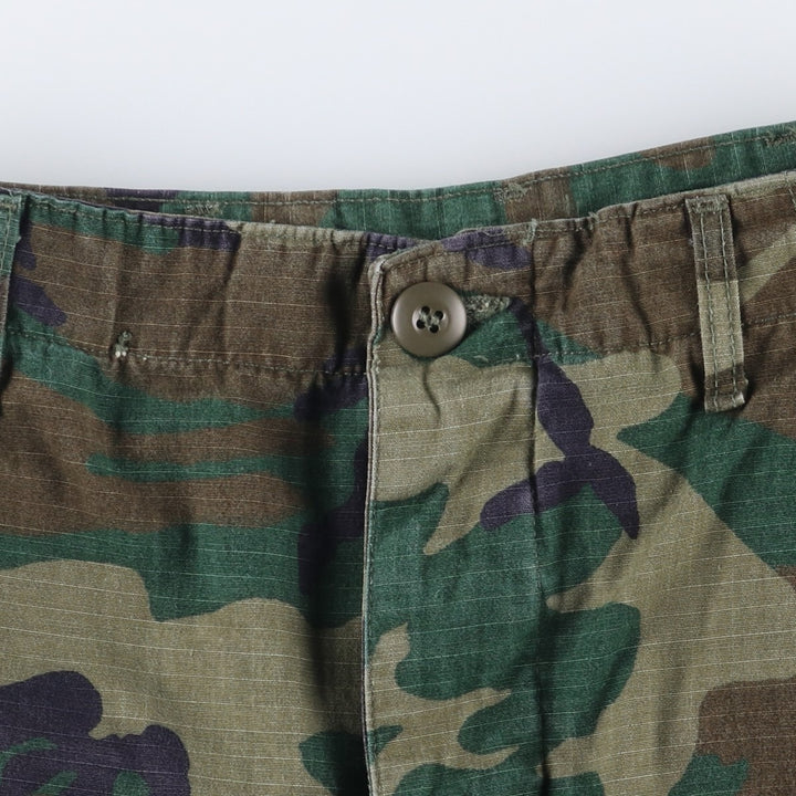 Authentic US military camouflage woodland camo ripstop military cargo pants, X-SMALL-SHORT, women's size M (w26). cotton Khaki type Vintage Second Hand