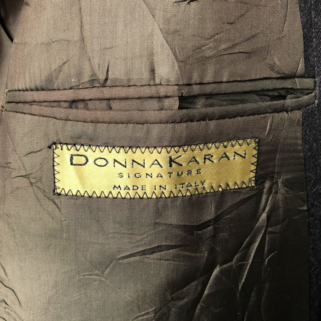 DONNA KARAN SIGNATURE Striped Pattern Double-Breasted Peak Lapel Tailored Jacket, Made in Italy, Men's Size Medium unclear brown type Vintage Second Hand