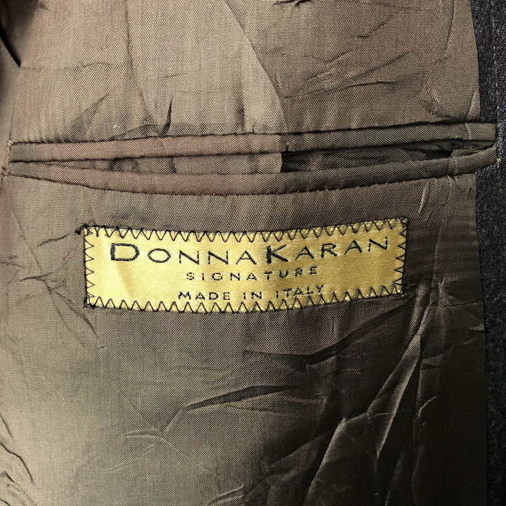 DONNA KARAN SIGNATURE Striped Pattern Double-Breasted Peak Lapel Tailored Jacket, Made in Italy, Men's Size Medium unclear brown type Vintage Second Hand