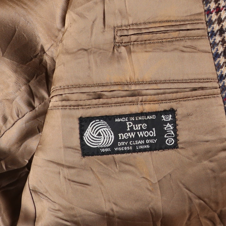 Burberry's Check Pattern Houndstooth Pattern Wool Tailored Jacket, Made in England, Men's Size Medium wool Beige type Vintage Second Hand