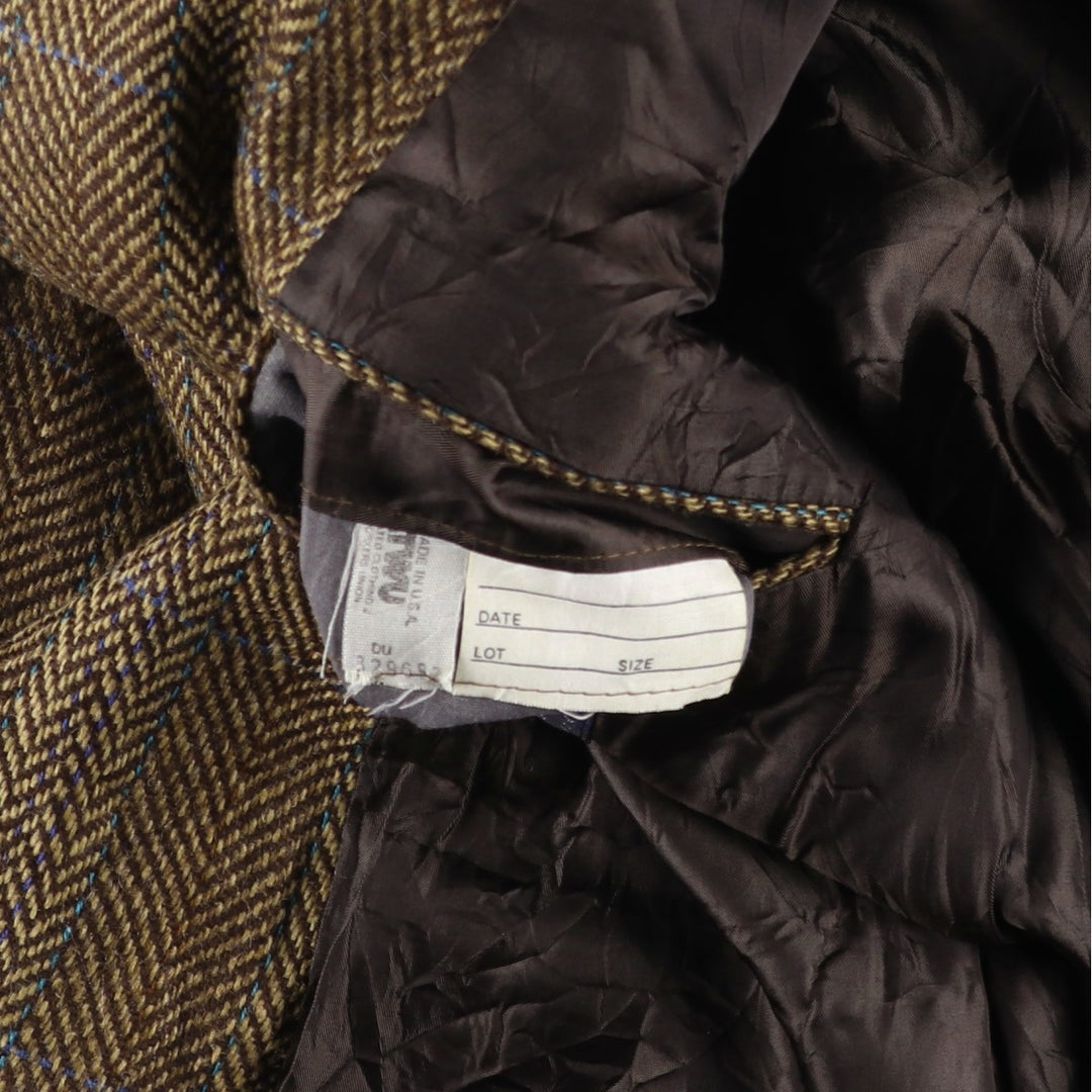Burberry's Check Pattern Herringbone Wool Tailored Jacket, Made in USA, Men's Size Medium wool brown type Vintage Second Hand