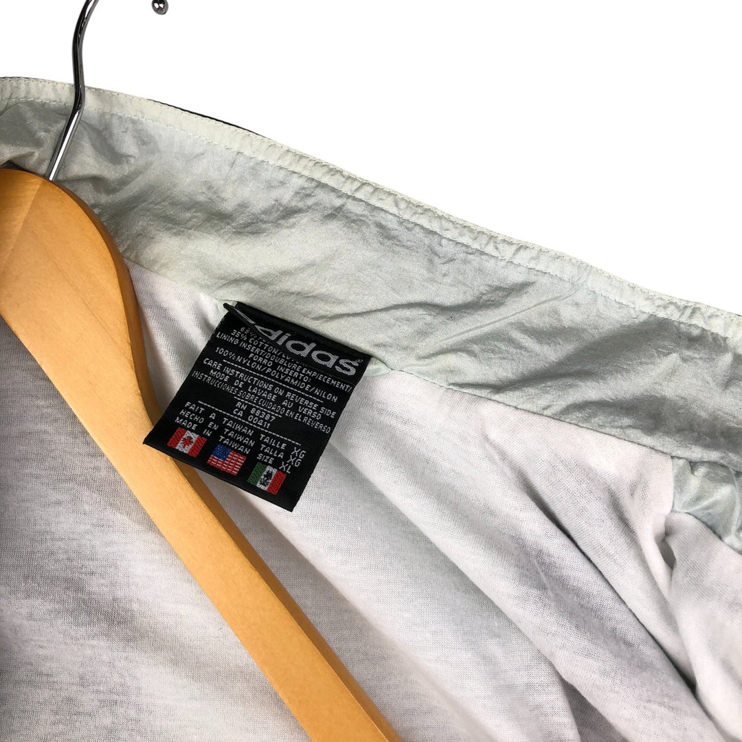 Vintage 80s-90'S Adidas nylon jacket, men's XL size Nylon Blue type light blue Vintage Second Hand