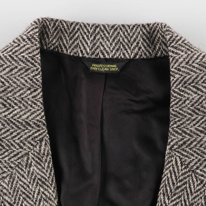 Vintage Harris Tweed herringbone wool tailored jacket from the 1980'S to 1990s, made in the USA, size M. wool gray type Vintage Second Hand