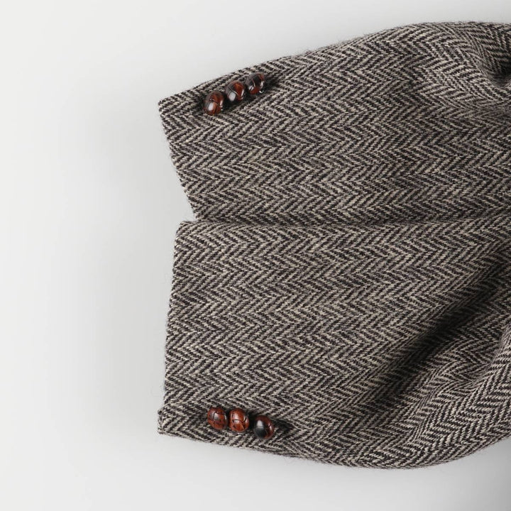 Vintage Harris Tweed herringbone wool tailored jacket from the 1980'S to 1990s, made in the USA, size M. wool gray type Vintage Second Hand