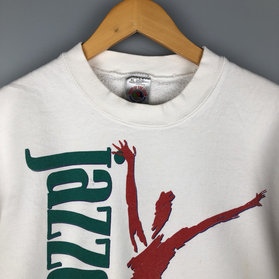 Vintage 90'S Fruit of the Loom Jazzercise print sweatshirt, made in the USA, men's size XL cotton white type Vintage Second Hand