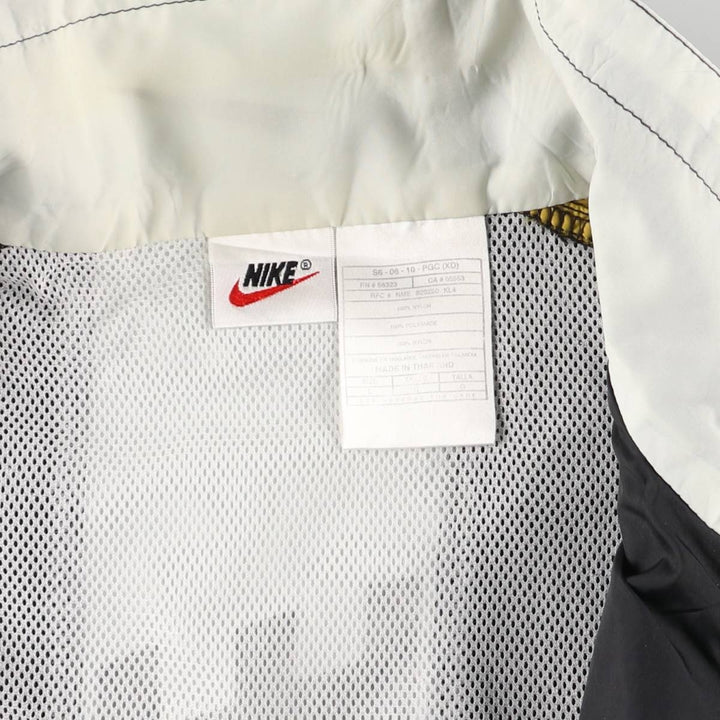 90'S Nike striped nylon jacket, men's size L, vintage Nylon black type Vintage Second Hand