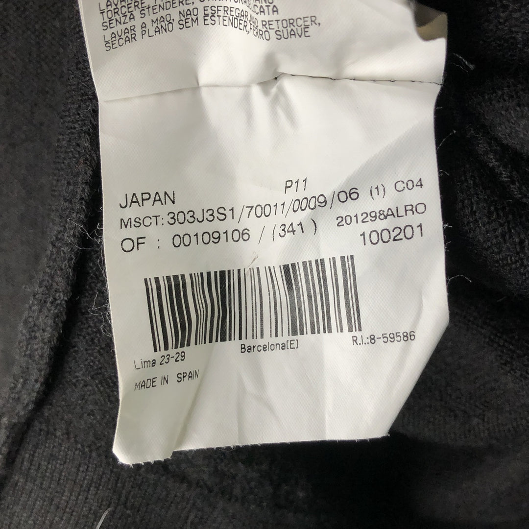 Burberry's Driver's Knit Sweater, Made in Spain, Men's Size M Merino wool gray type Vintage Second Hand