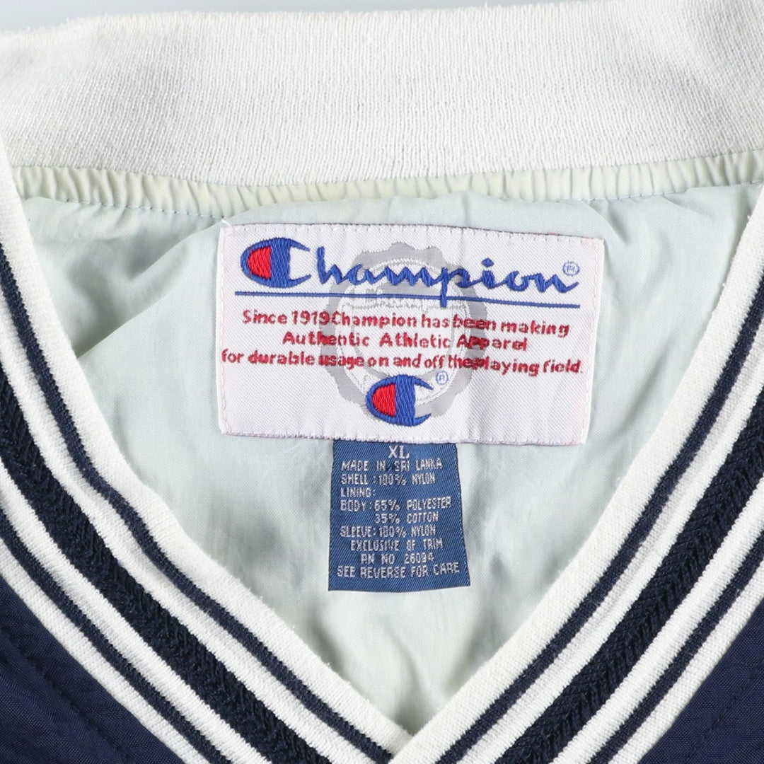 90'S Champion V-neck college nylon pullover, men's size XL, vintage Nylon navy blue type Vintage Second Hand
