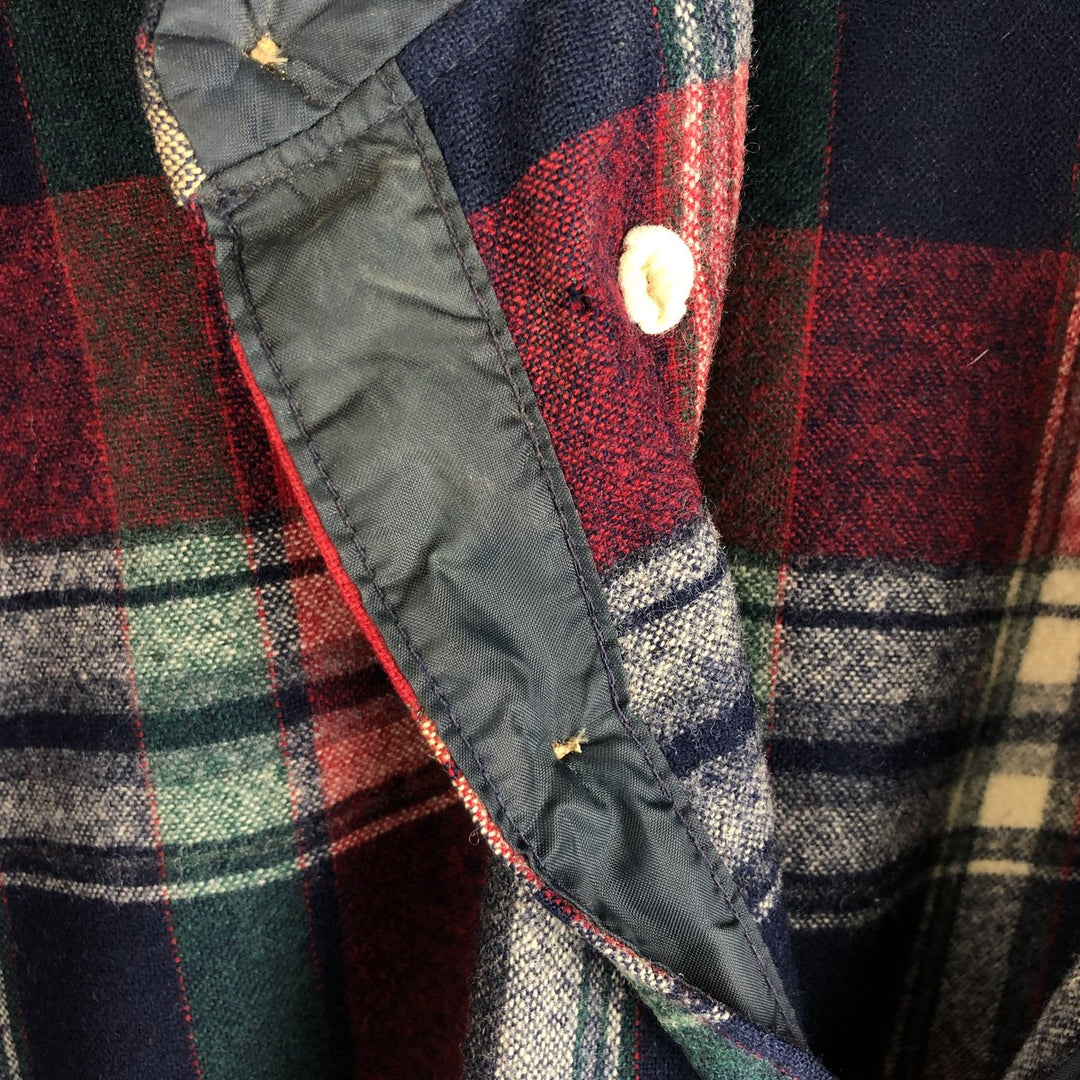 2000'S Pendleton Check Pattern Button-Down Wool Shirt, Made in USA, Men's Size Medium wool red type Vintage Second Hand