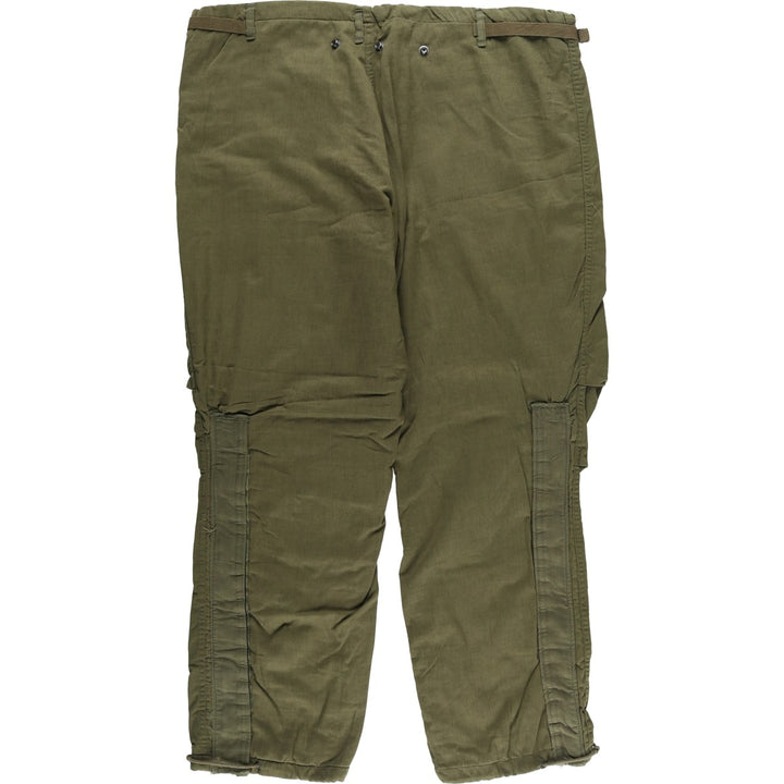 Oversized, authentic 1970'S US military chemical protective suit, military overpants, made in the USA, men's size W42, vintage. unclear Khaki type sage green Vintage Second Hand