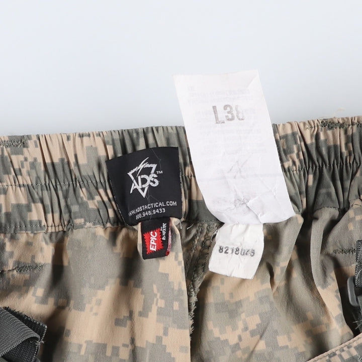 Oversized, authentic US military ECWCS Gen3 Level 5 Camouflage Pattern ACU Digital Camo Softshell Pants, Made in USA, Men's Size LR (equivalent to W41). Nylon Khaki type sage green Vintage Second Hand