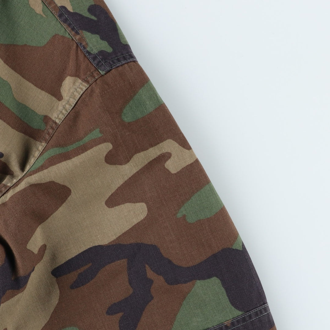 1990'S US Military Camouflage Pattern Woodland Camo BDU Military Jacket, Made in USA, Medium-Regular, Men's Size M, Vintage Nylon Khaki type Vintage Second Hand