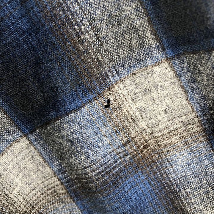 Pendleton Check Pattern Wool Shirt, Men's Size L wool navy blue type Vintage Second Hand