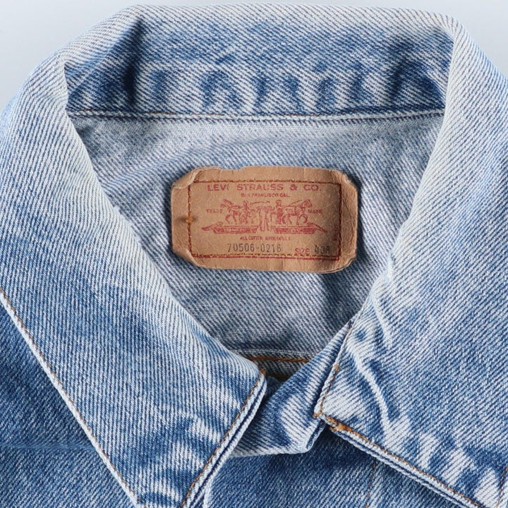 Vintage Levi's 70506-0216 denim jacket, made in the USA, size M. cotton blue type Vintage Second Hand
