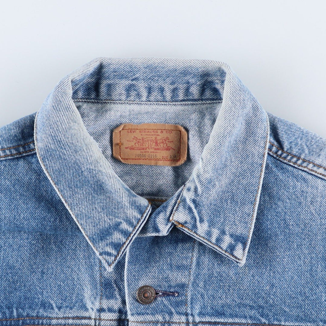 Vintage Levi's 70506-0216 denim jacket, made in the USA, size M. cotton blue type Vintage Second Hand