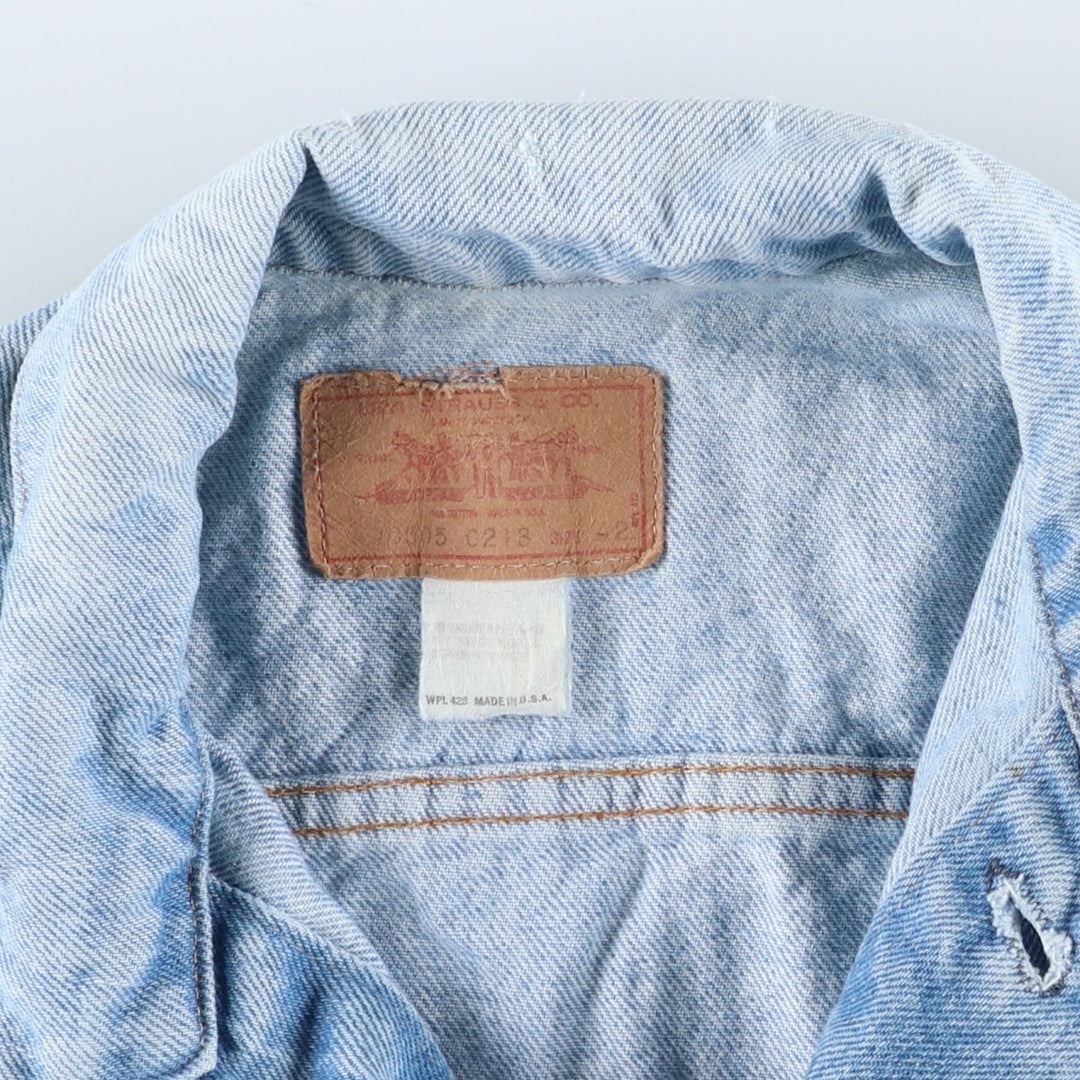Vintage Levi's 70505-0213 denim jacket, made in the USA, size M. cotton blue type Vintage Second Hand