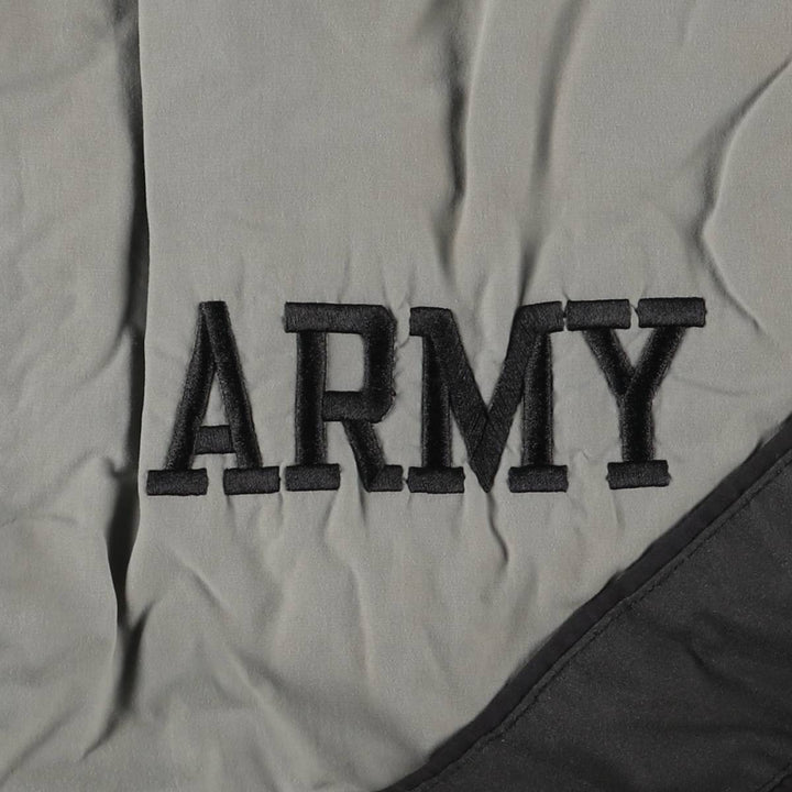 Authentic US Army PFU training jacket from the 2000s, made in the USA, large regular size, equivalent to men's size L. Nylon gray type Vintage Second Hand