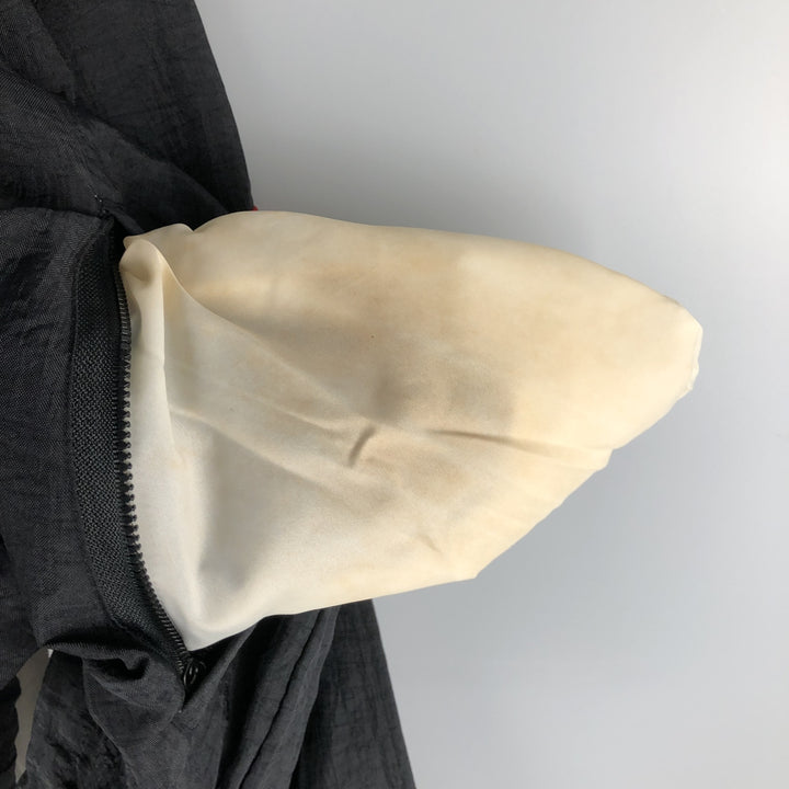 Champion V-neck nylon pullover, men's size M, vintage Nylon black type Vintage Second Hand