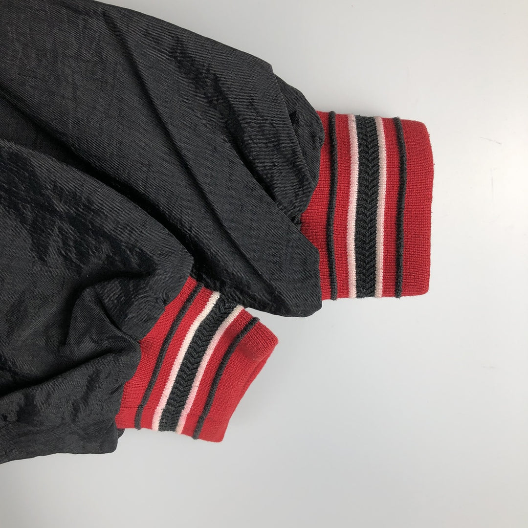 Champion V-neck nylon pullover, men's size M, vintage Nylon black type Vintage Second Hand