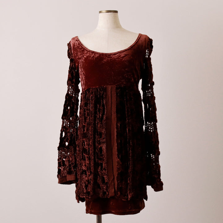 TRICIA JONES Velour Cutwork Embroidered Long Sleeve Flared Mini Dress, Women's Size M acetate brown type Vintage Second Hand
