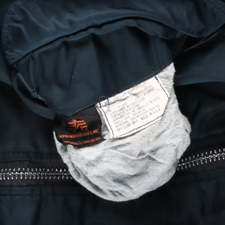 90'S civilian Alpha MA-1 style padded military flight jacket, made in the USA, men's size XL, vintage Nylon blue type Vintage Second Hand