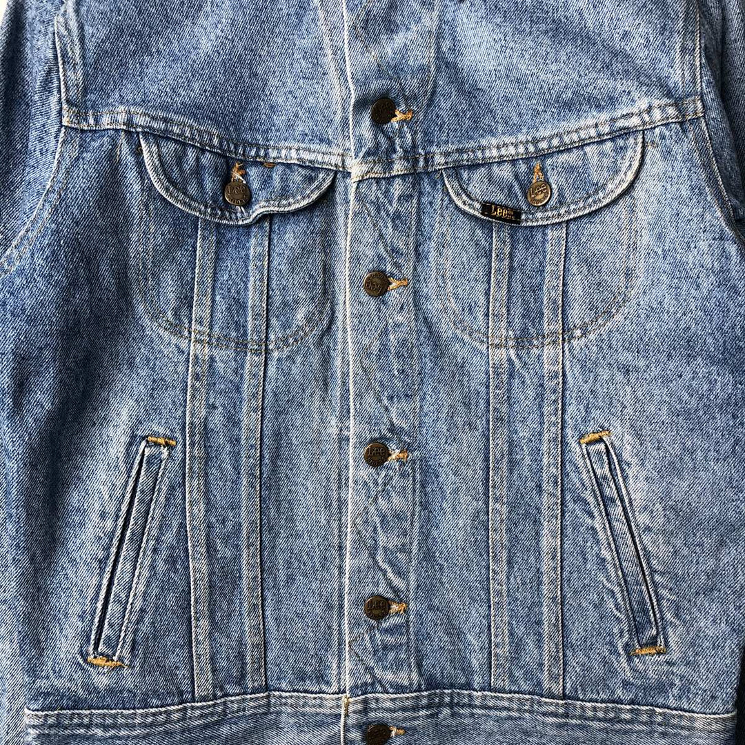 Vintage 1990'S Lee denim jacket, size PATD-153438, men's size S. unclear Blue type light blue Vintage Second Hand