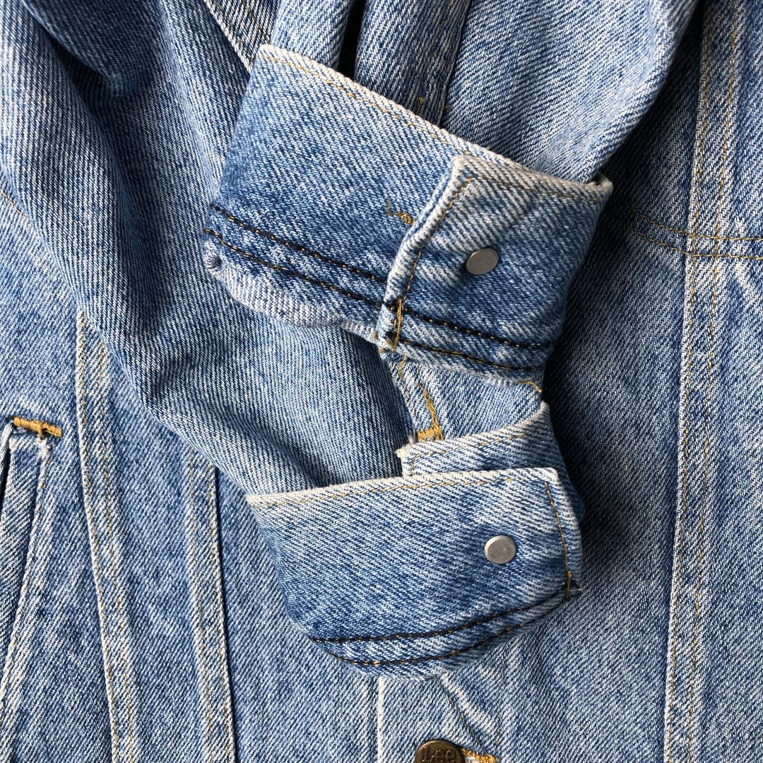 Vintage 1990'S Lee denim jacket, size PATD-153438, men's size S. unclear Blue type light blue Vintage Second Hand