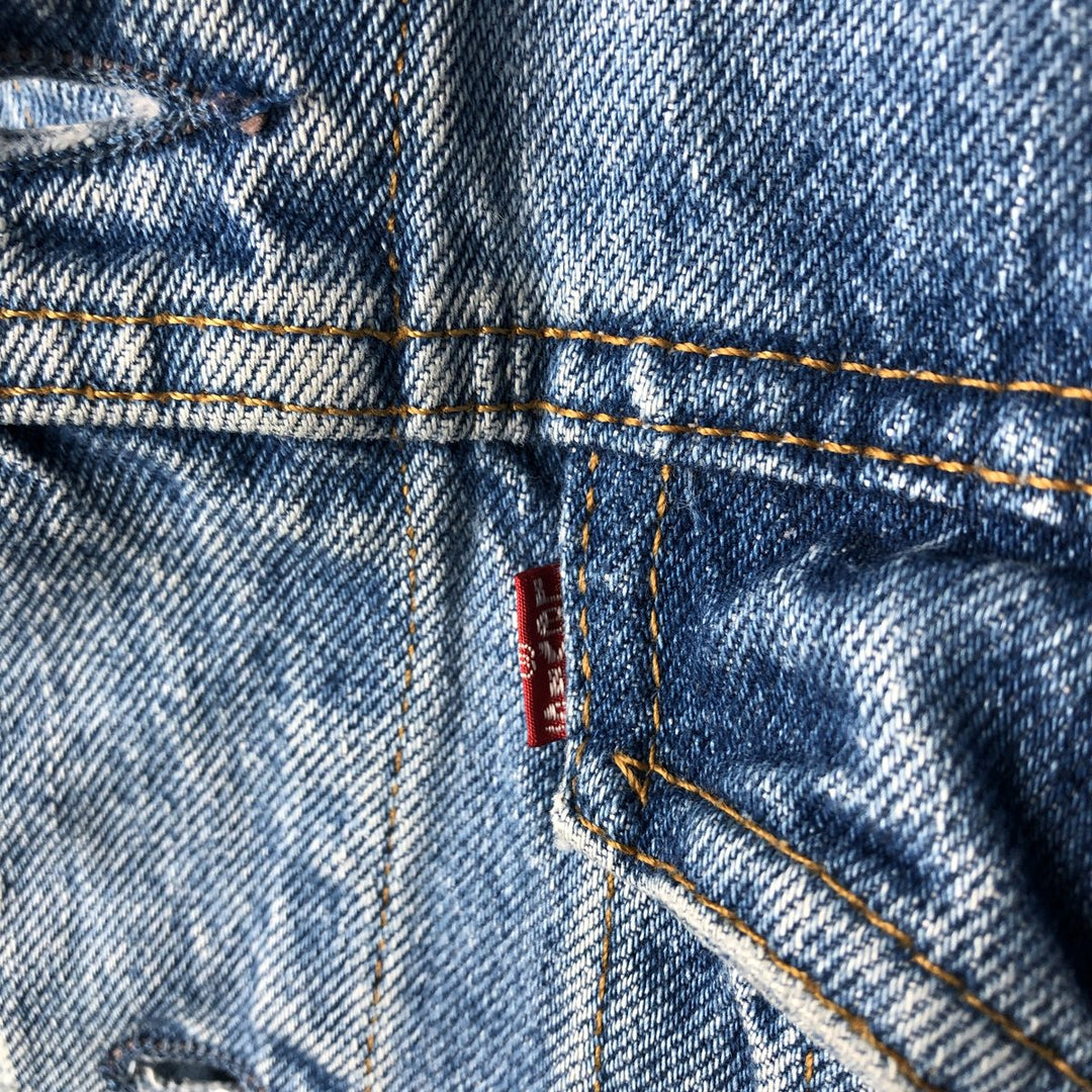 Vintage 1990'S Levi's 75525-4891 denim jacket, made in Canada, size M. cotton Blue type light blue Vintage Second Hand