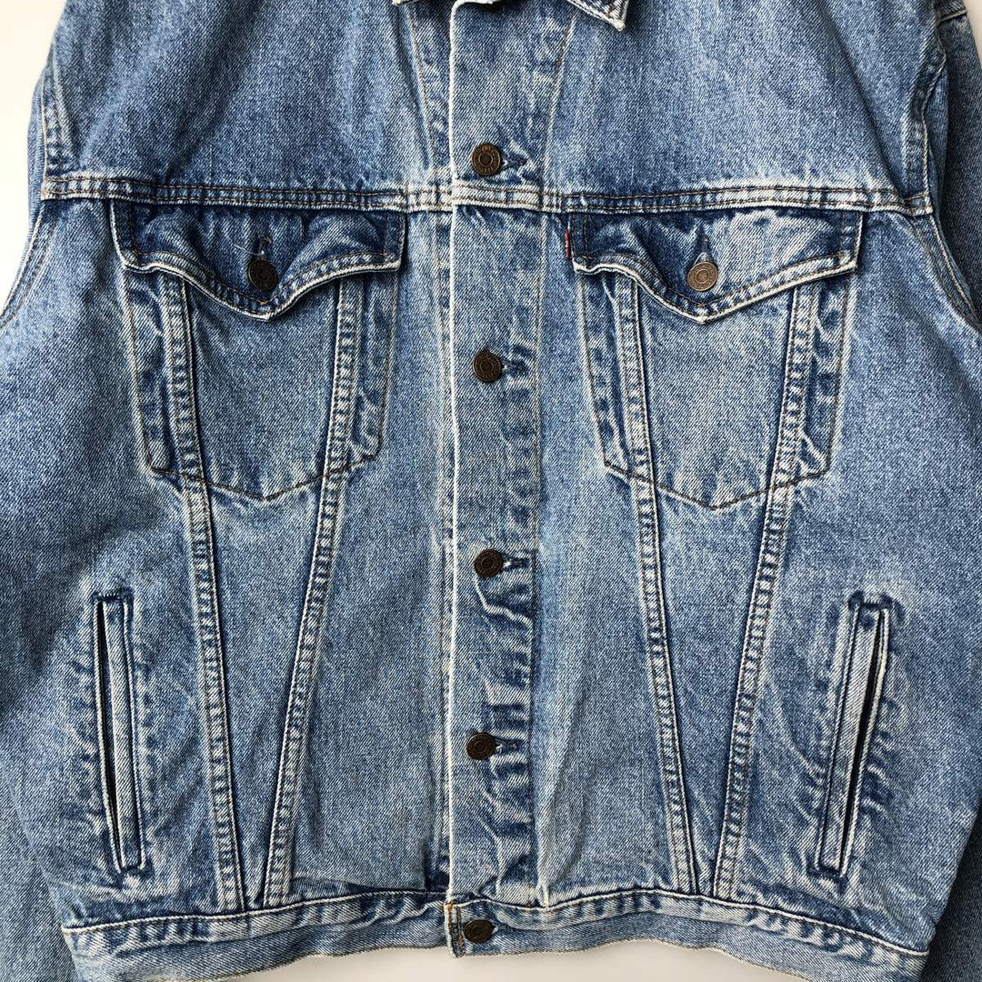 Vintage 1990'S Levi's 75525-4891 denim jacket, made in Canada, size M. cotton Blue type light blue Vintage Second Hand