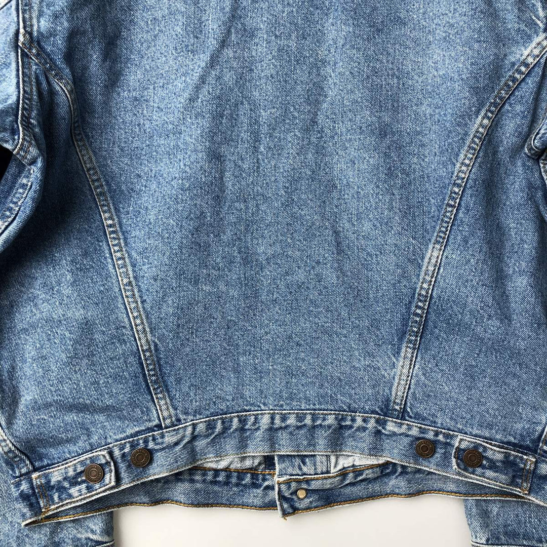 Vintage 1990'S Levi's 75525-4891 denim jacket, made in Canada, size M. cotton Blue type light blue Vintage Second Hand