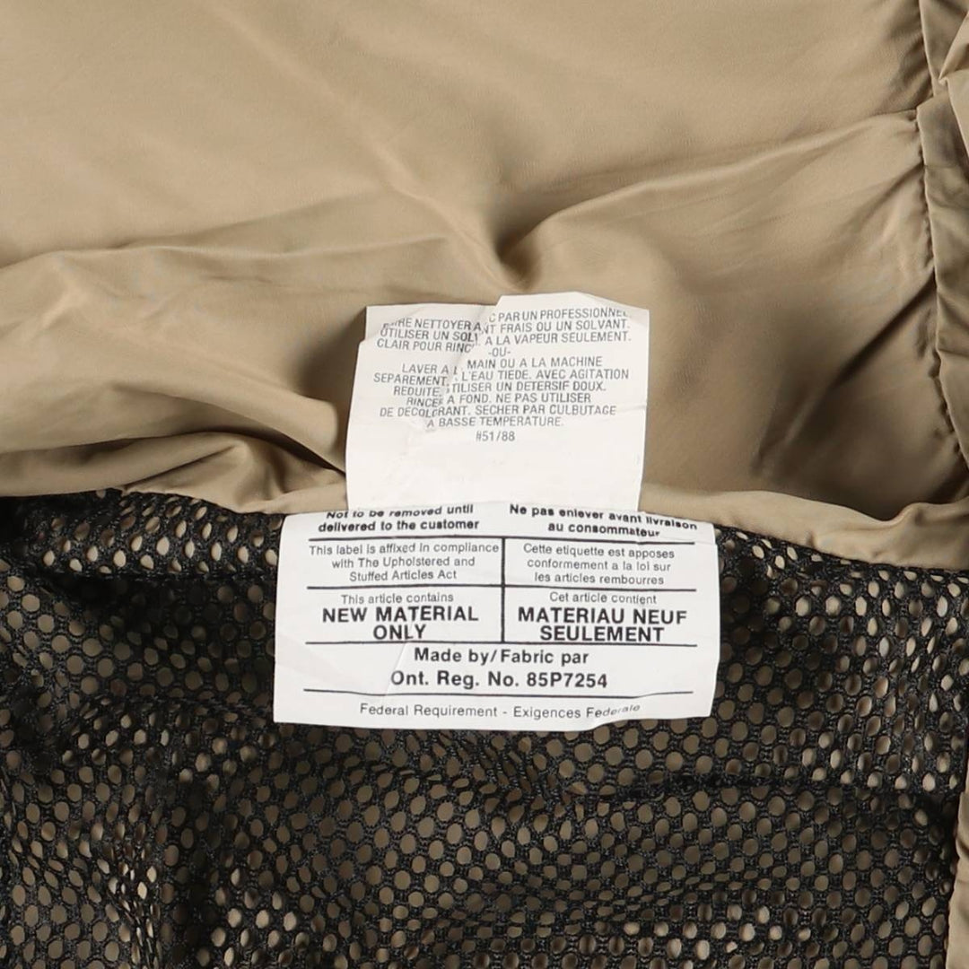 Vintage 1970'S Eddie Bauer black tag goose down vest, made in the USA, men's size XL polyester red type Vintage Second Hand