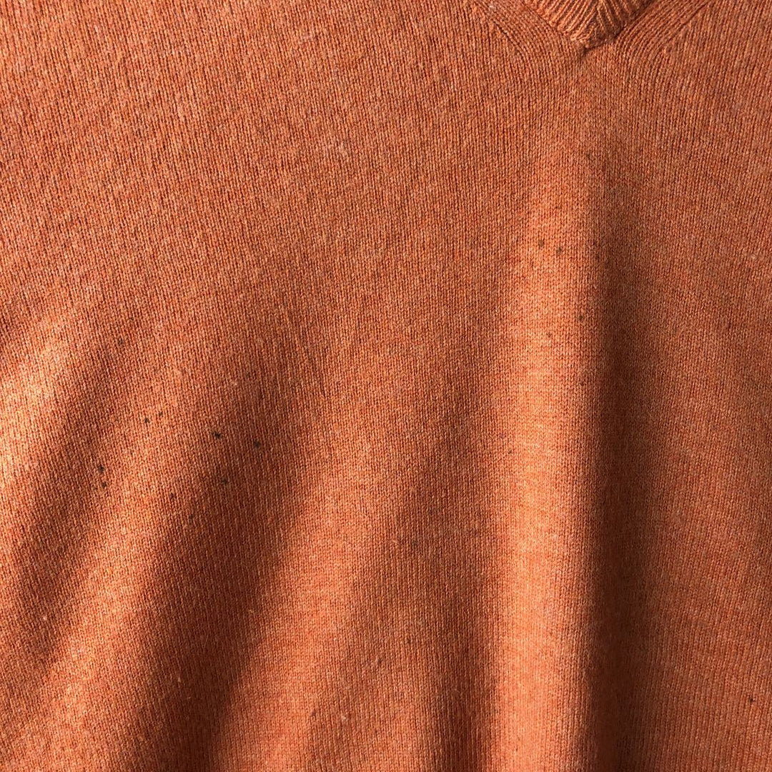 Oversized Lacoste V-neck lambswool knit sweater, size 9, men's XXXL Lamb wool orange type Vintage Second Hand