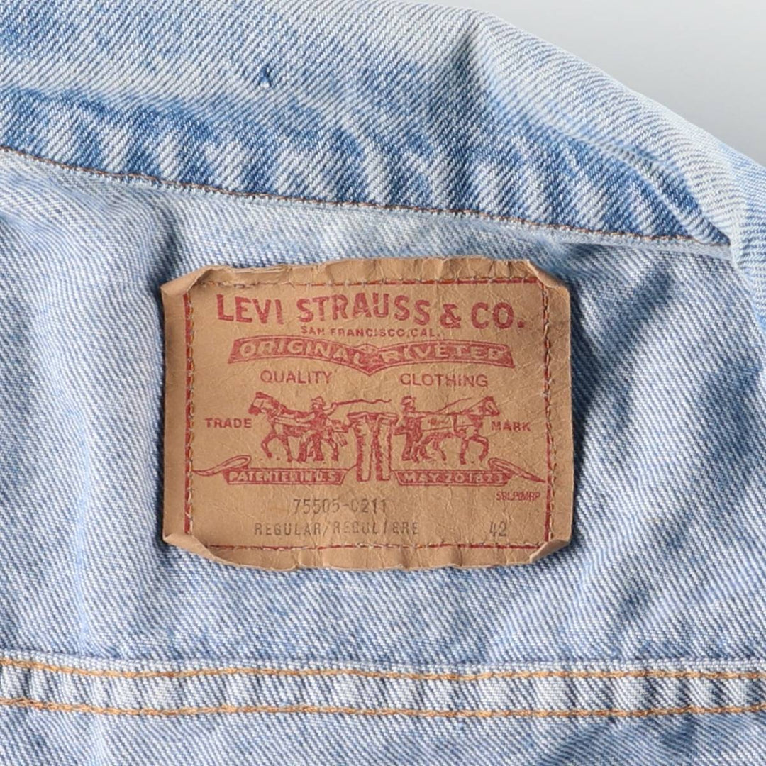 Vintage Levi's 75505-0211 denim jacket, made in Canada, size M. cotton blue type Vintage Second Hand
