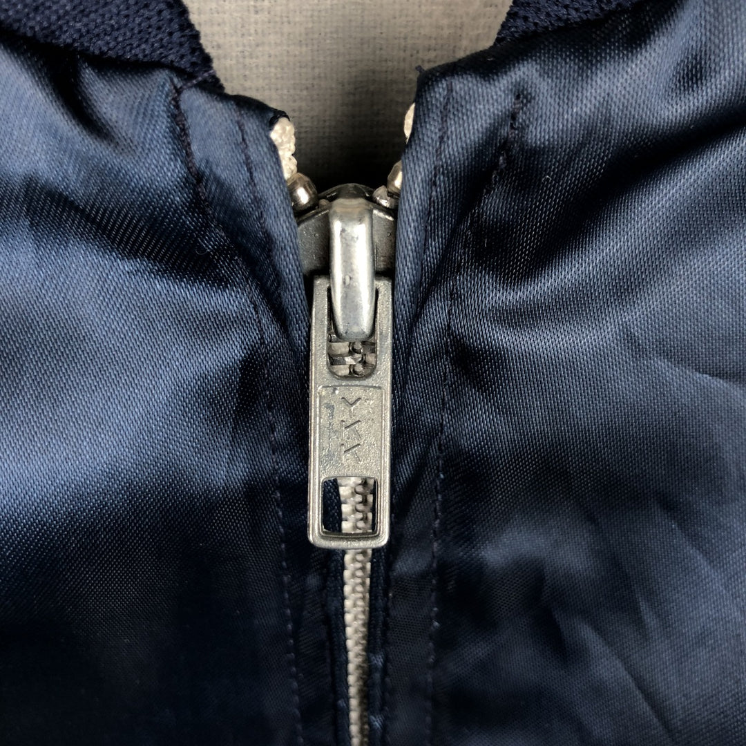 Levi's nylon jacket, made in the USA, men's size L Nylon navy blue type Vintage Second Hand