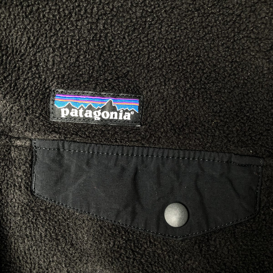 Patagonia Synchilla Snap-T 25455FA18 Half-Snap Fleece Pullover, Men's Size Small polyester black type Vintage Second Hand
