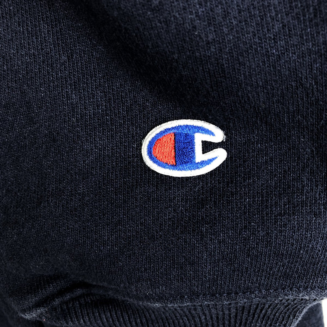 Champion Reverse Weave Replica Sweatshirt with Single Color Tag and One-Point Logo, Men's Size Small cotton navy blue type Vintage Second Hand