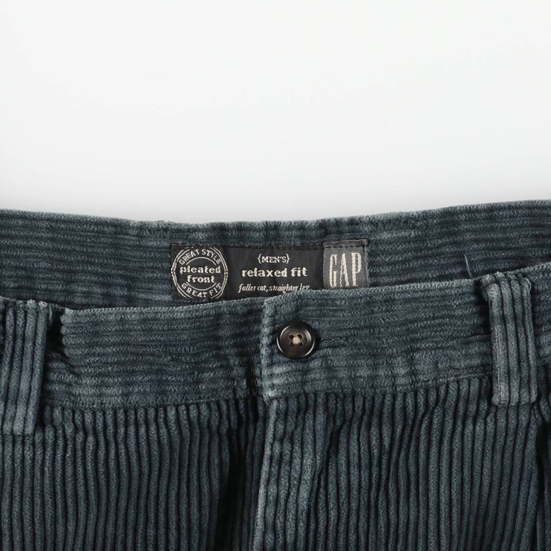90'S GAP Relaxed Fit Old Gap Two-pleat Wide-ribbed Corduroy Pants Men's Size 36 cotton Green type dark green Vintage Second Hand