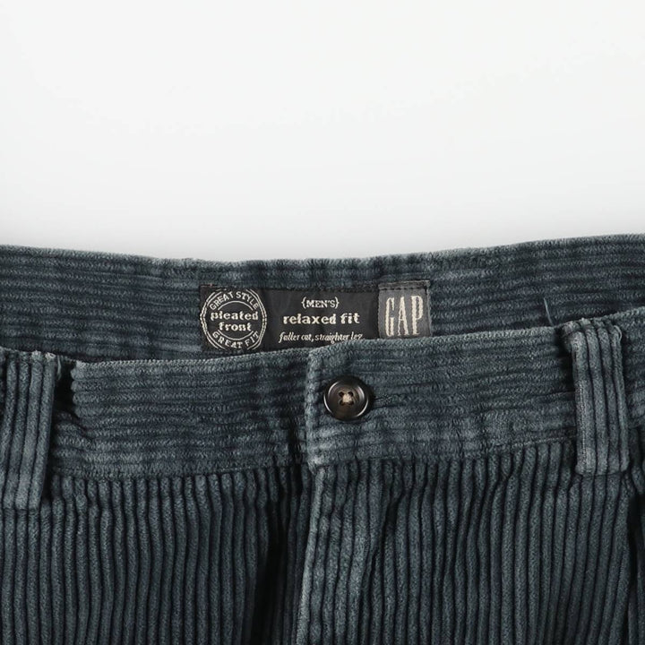 90'S GAP Relaxed Fit Old Gap Two-pleat Wide-ribbed Corduroy Pants Men's Size 36 cotton Green type dark green Vintage Second Hand