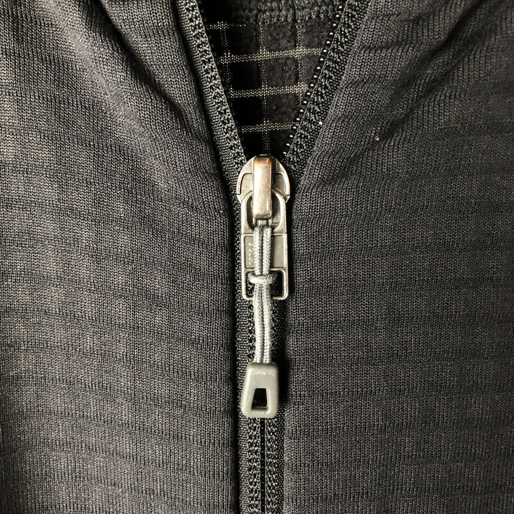Patagonia R1 Full-Zip Jacket 40128SP18, Men's Medium Softshell Jacket polyester black type Vintage Second Hand