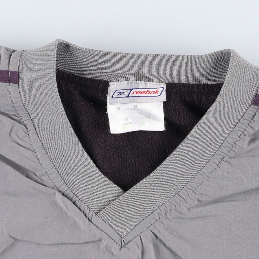 Reebok V-neck nylon pullover, men's size M Nylon gray type Vintage Second Hand