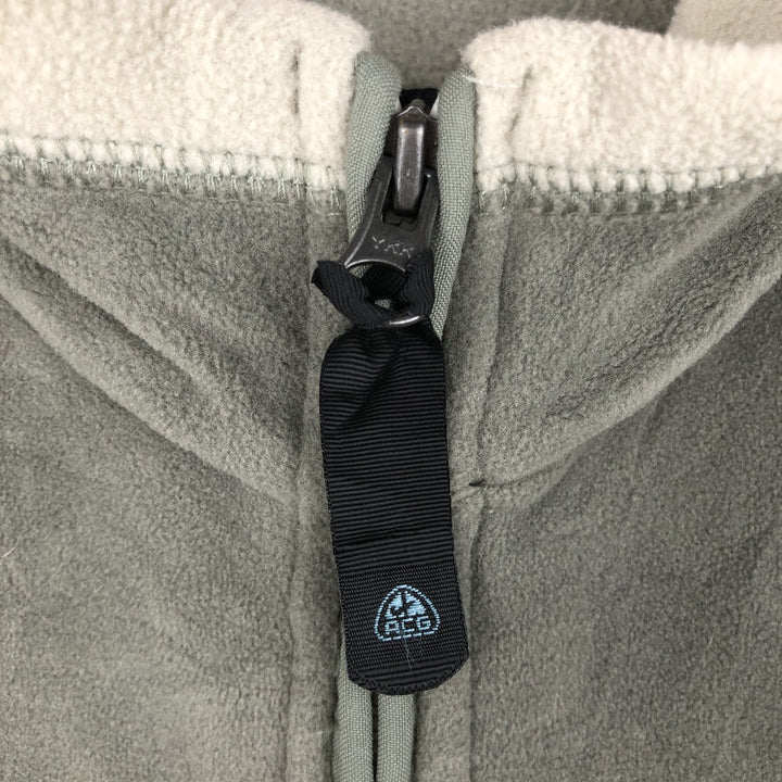 Nike ACG THERMA FIT fleece vest, size M (men's) polyester Khaki type sage green Vintage Second Hand