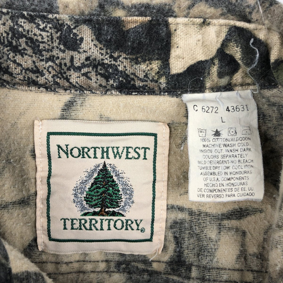 NORTHWEST TERRITORY Camouflage Pattern Realtree Camo Long Sleeve Printed Flannel Shirt, Men's Size L cotton Khaki type sage green Vintage Second Hand