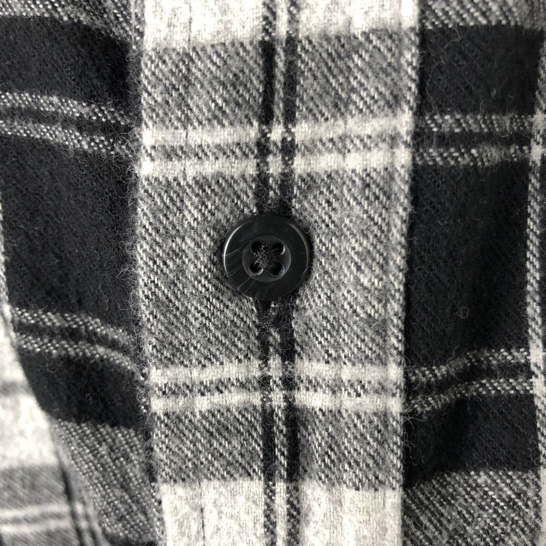 90s-00'S Vintage LLBean Long Sleeve Button-Down Light Flannel Check Shirt, Men's Size L cotton gray type Vintage Second Hand