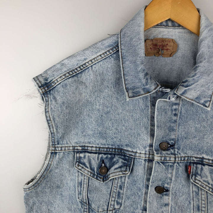 90'S Vintage Levi's Denim Vest, Made in USA, Men's Size Medium cotton blue type Vintage Second Hand