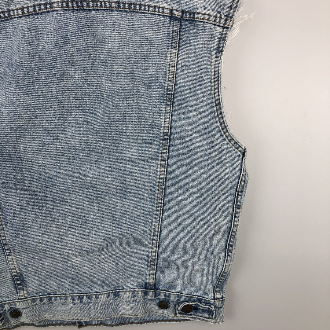 90'S Vintage Levi's Denim Vest, Made in USA, Men's Size Medium cotton blue type Vintage Second Hand
