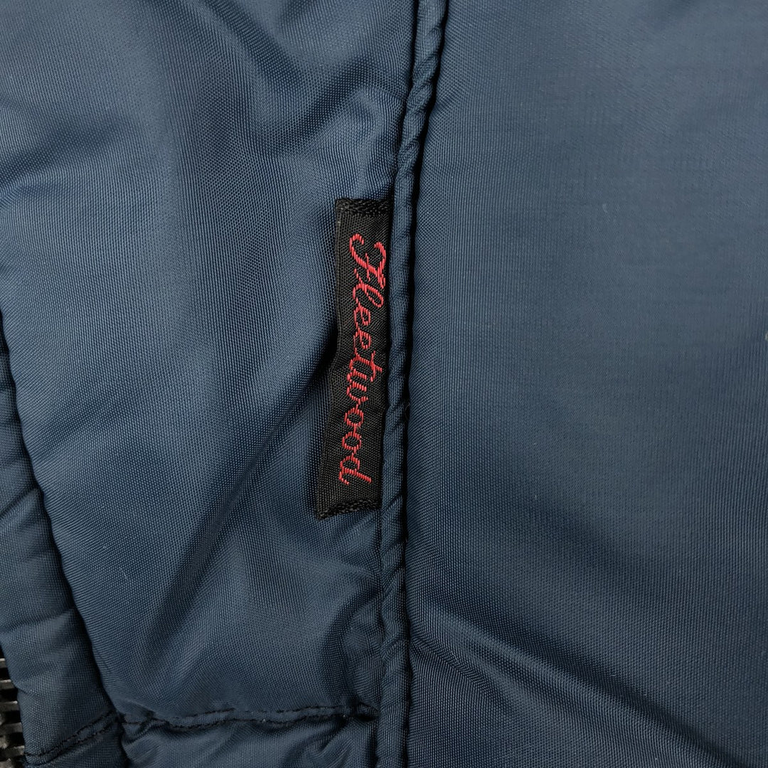 Vintage 70s-80'S Fleetwood Sportswear padded vest, men's size XL Nylon navy blue type Vintage Second Hand