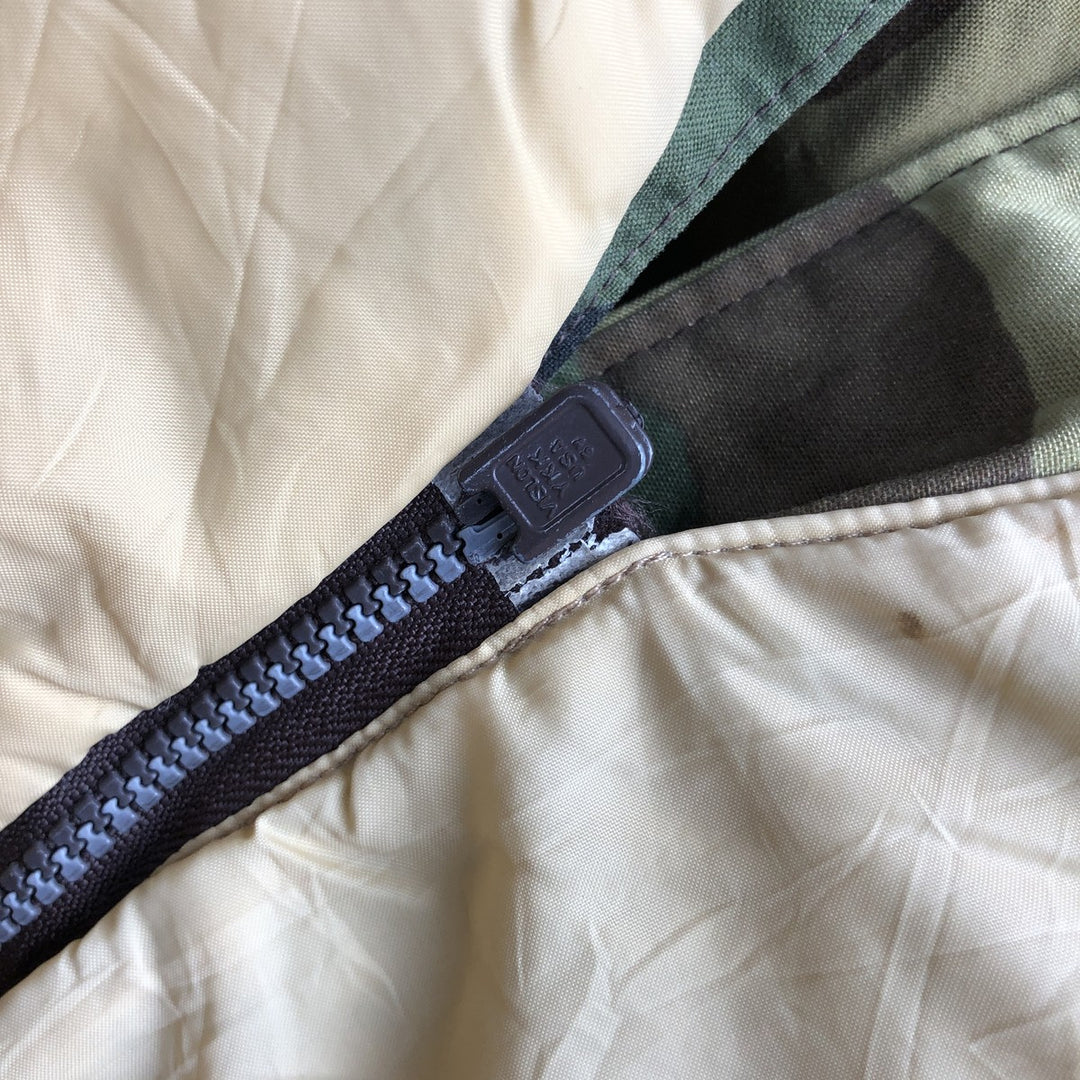 90'S Cabela's Gore-Tex Woodland Camo Padded Mountain Parka Shell Jacket, Made in USA, Men's Size Medium Nylon Khaki type Vintage Second Hand