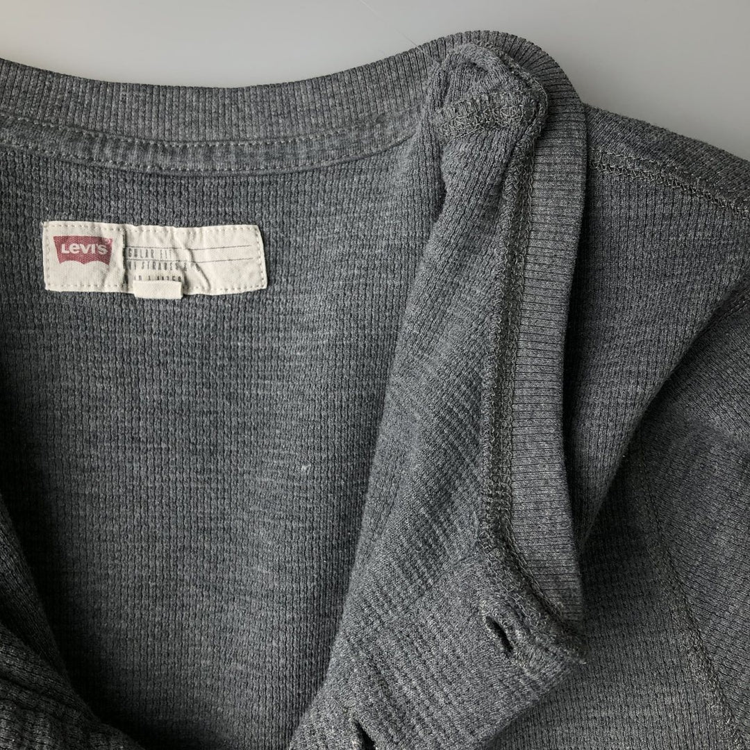 Levi's Regular Fit Henley Neck Thermal Long T-Shirt, Waffle, Men's Size L cotton gray type Vintage Second Hand